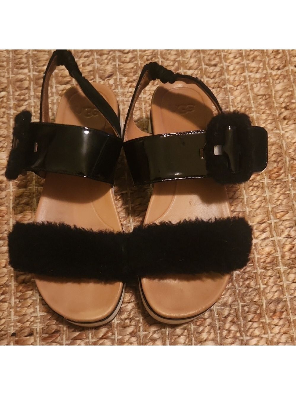 UGG Black Patent Leather Wedge Sandals with Furry Straps Casual Comfy Fun Sz 7